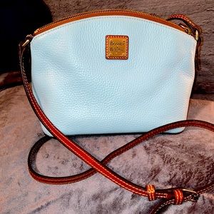Dooney & Bourke purse